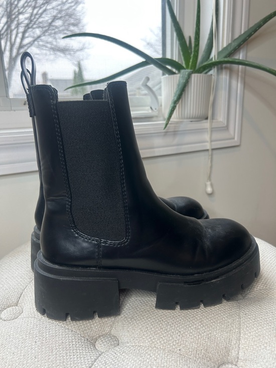 H&M Black Chunky Chelsea Lug Sole Boots EU Size 40 - Picture 2 of 15